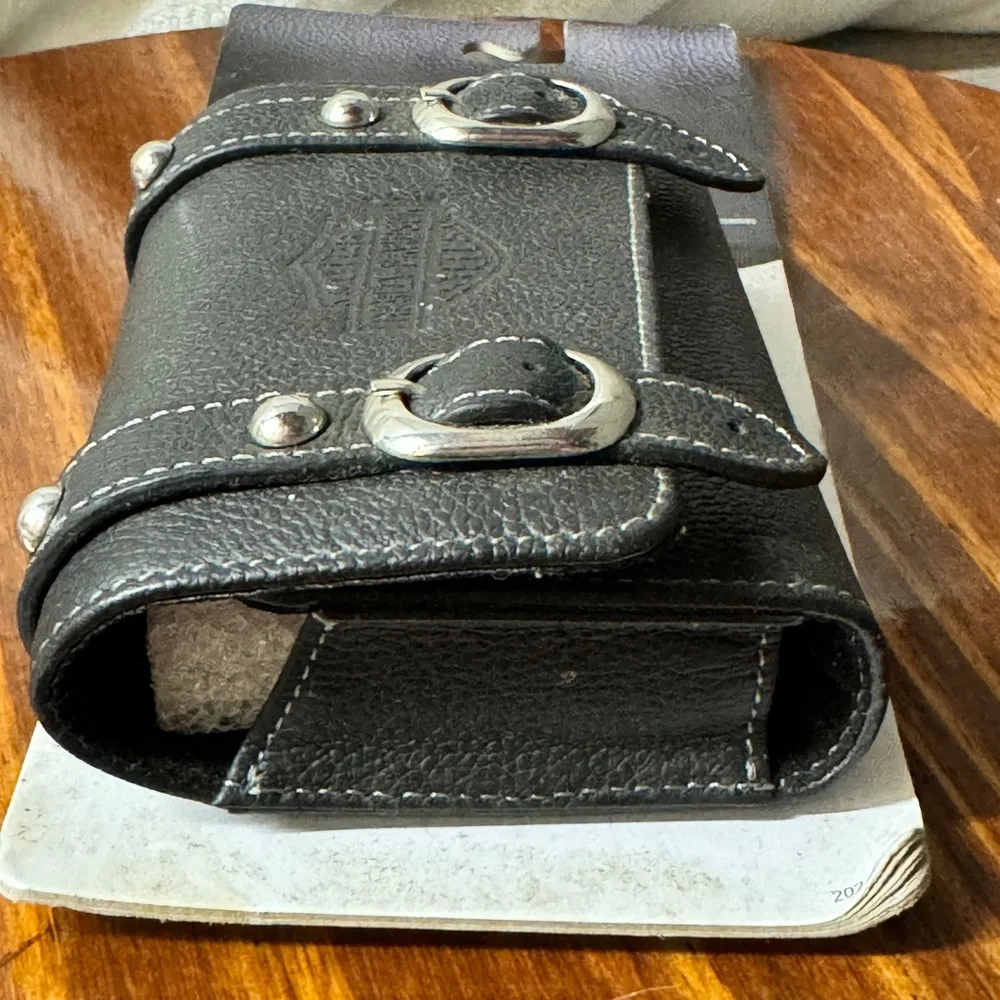 Official Harley-Davidson Olympus Premium Leather Accessory Case 202418 NEW